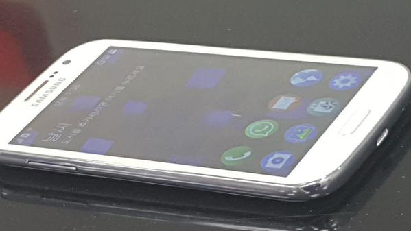 Опубликованы «шпионские» снимки Tizen-смартфона Samsung Z2