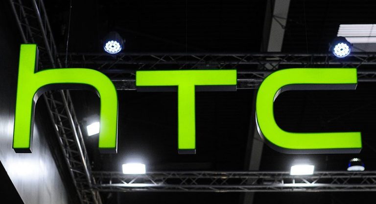 256443В РФ прибыл смартфон HTC Wildfire E Plus за 7 990 рублей