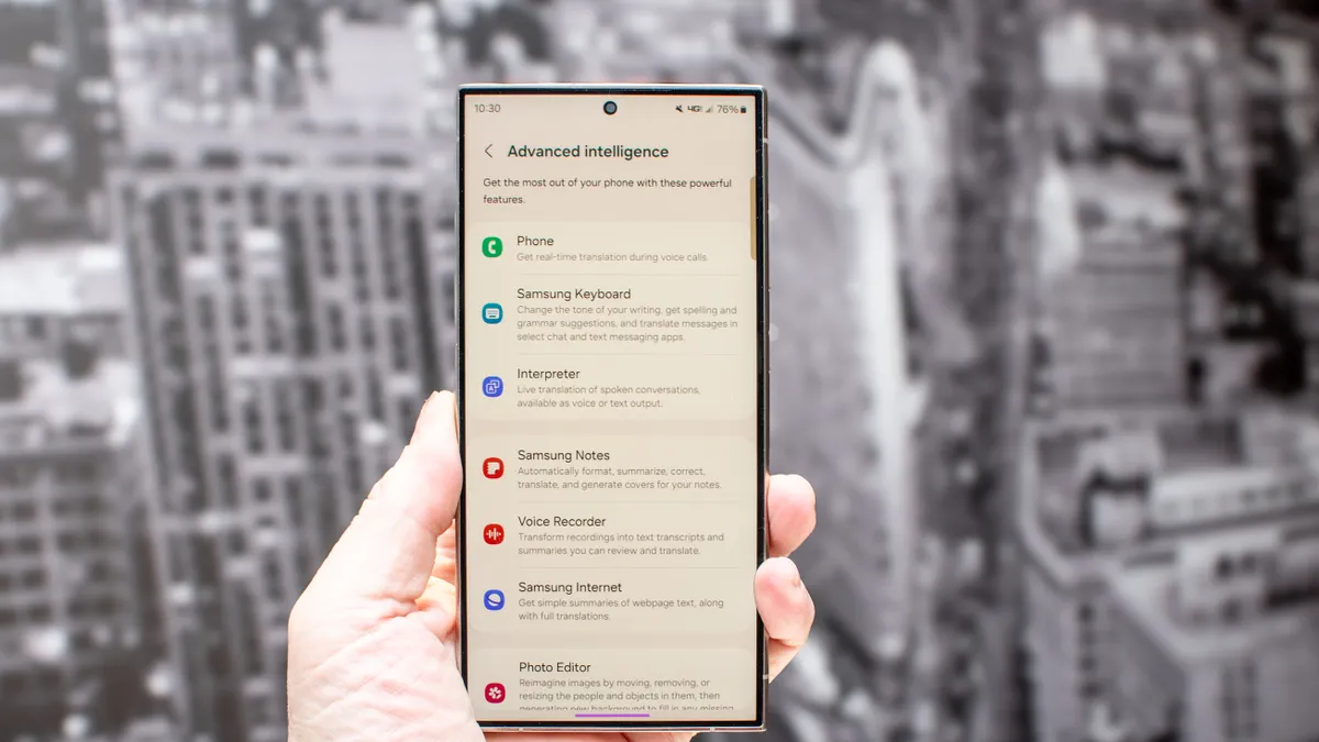 Samsung Galaxy S24 Ultra против Google Pixel 8 Pro: основные отличия фото