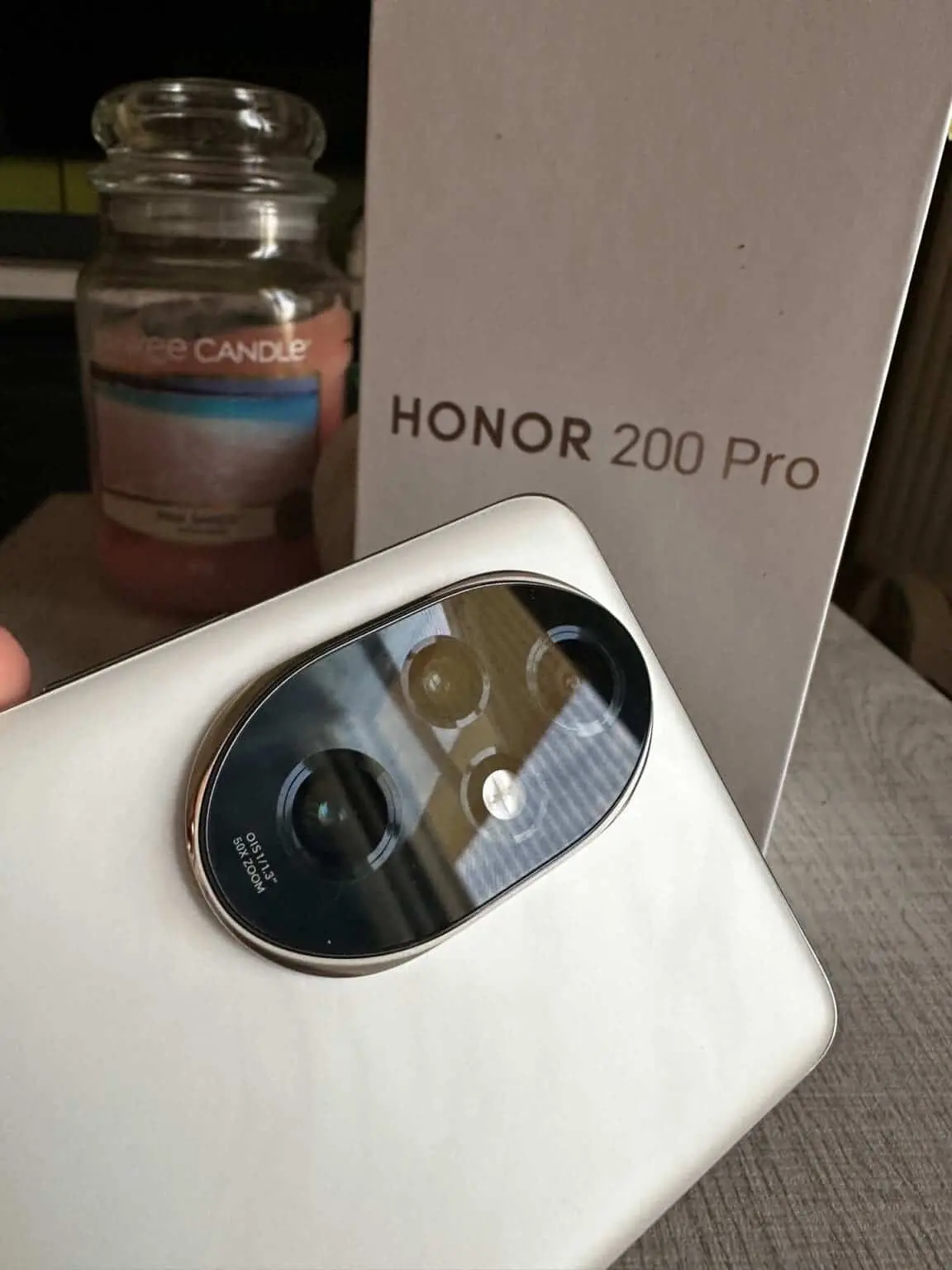 Honor 200 Pro