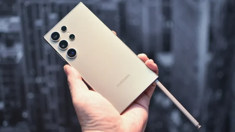 288880Представлен пылевлагозащищенный смартфон Sony XPERIA Go