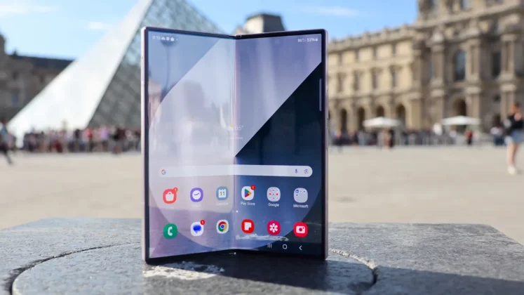 Samsung Galaxy Z Fold 6