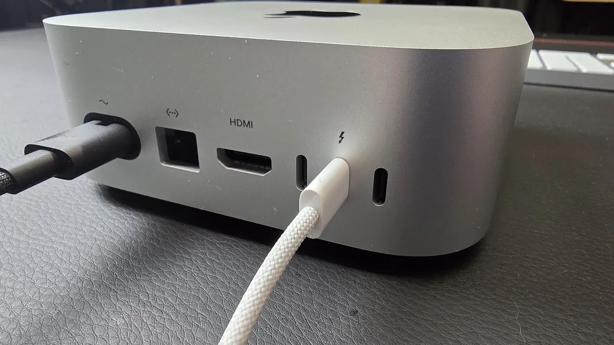 Apple Mac mini (M4, 2024)