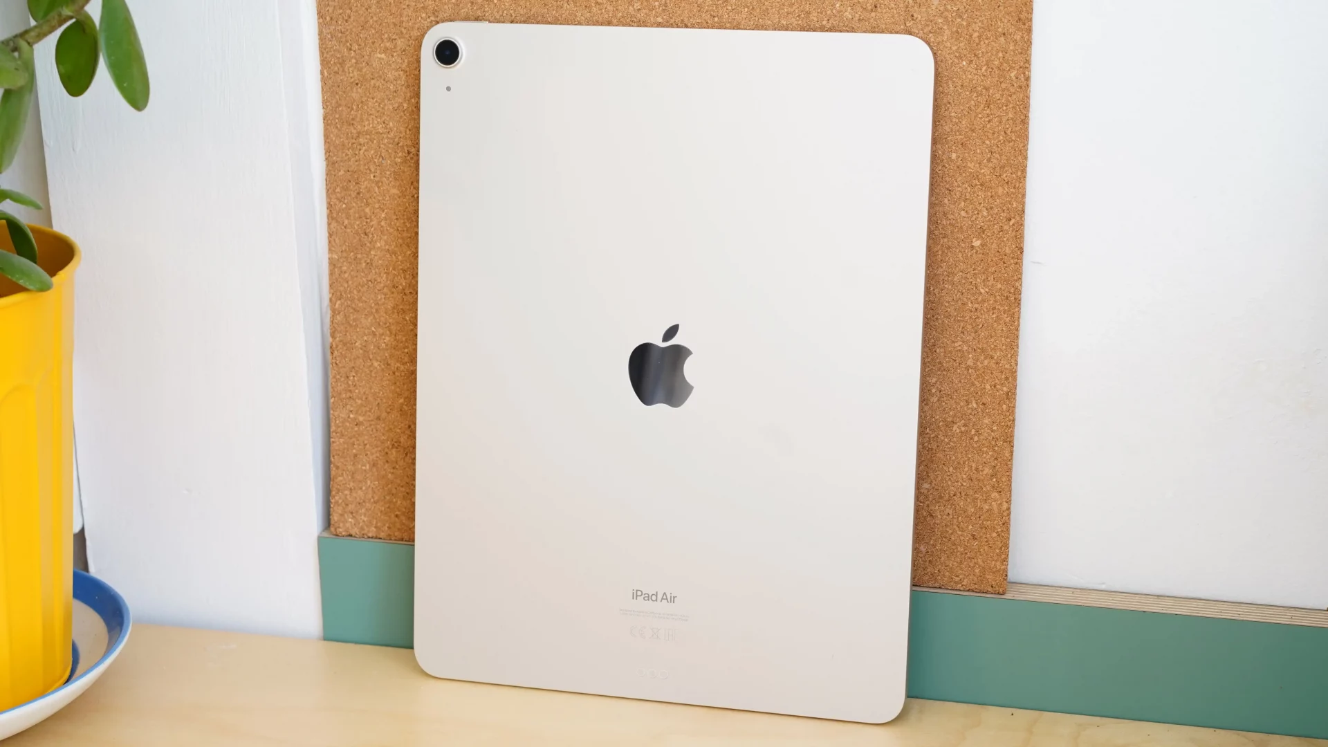 Apple iPad Air (2024)