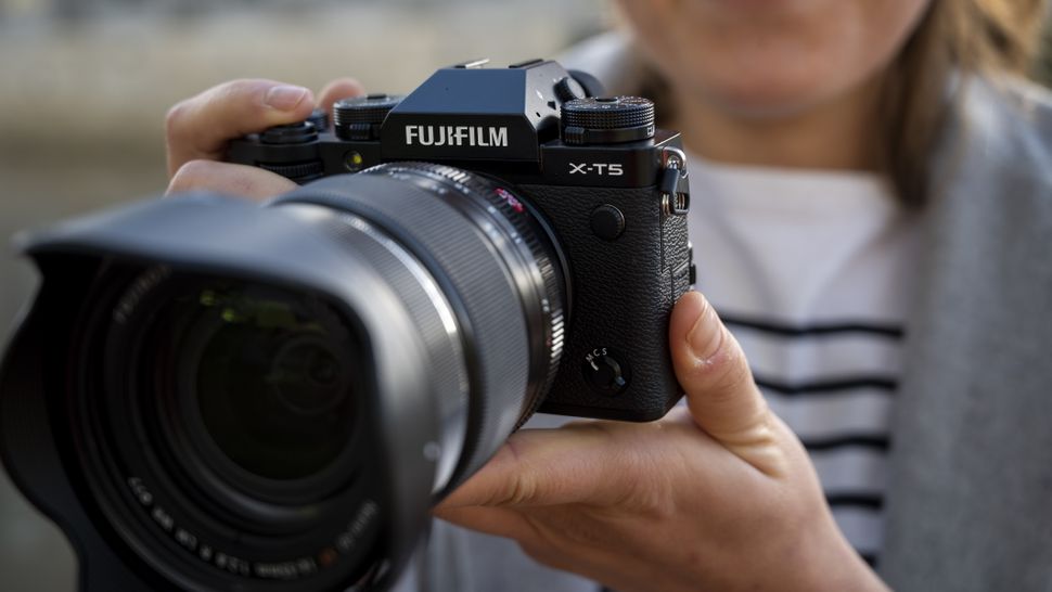 Обзор Fujifilm X-T5: прекрасные снимки, классическое управление фото