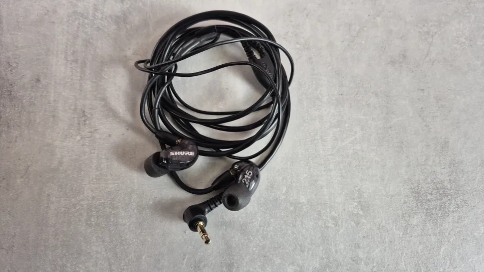 Shure SE215