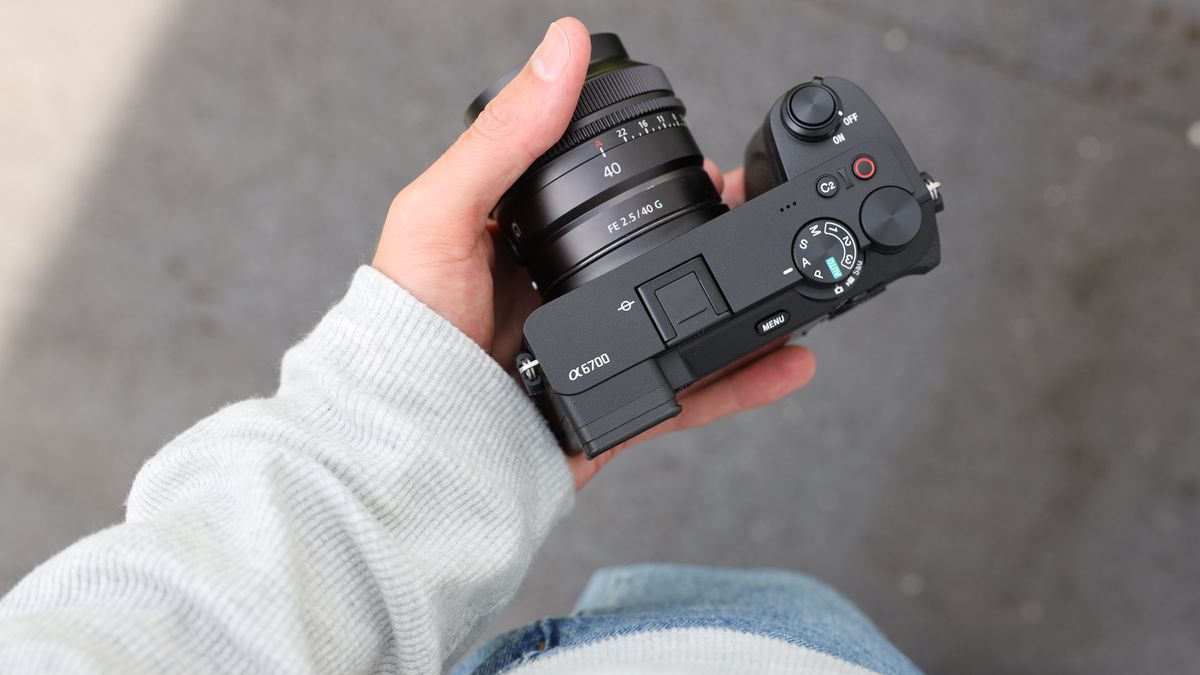 Sony a6700