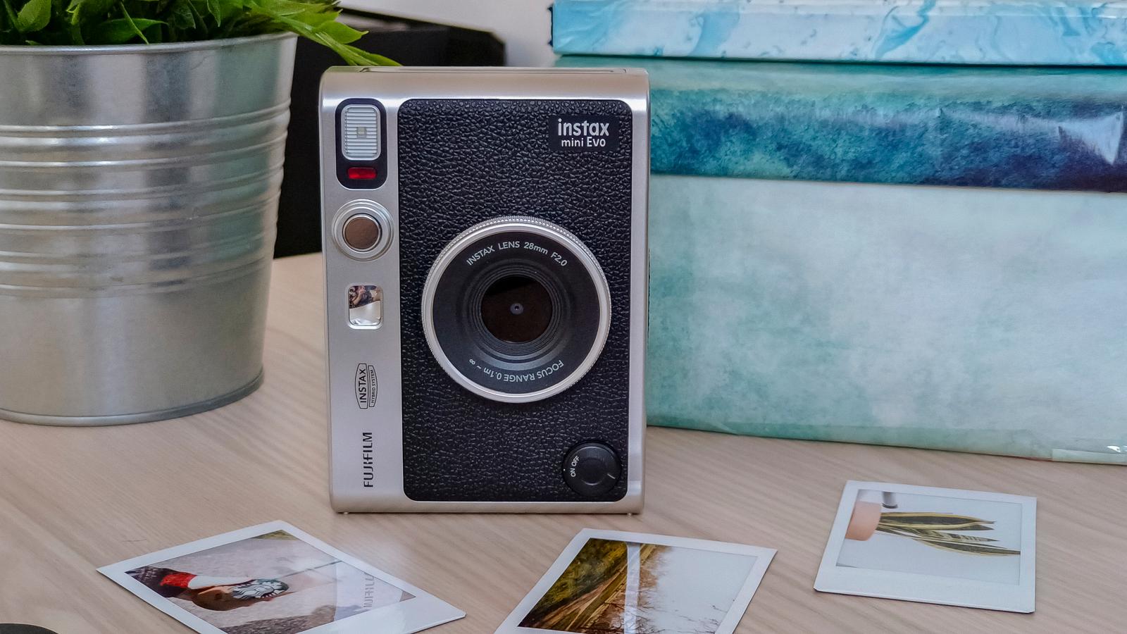 Instax Mini Evo