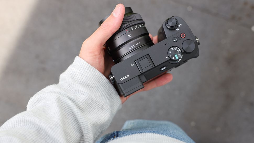 Sony A6700