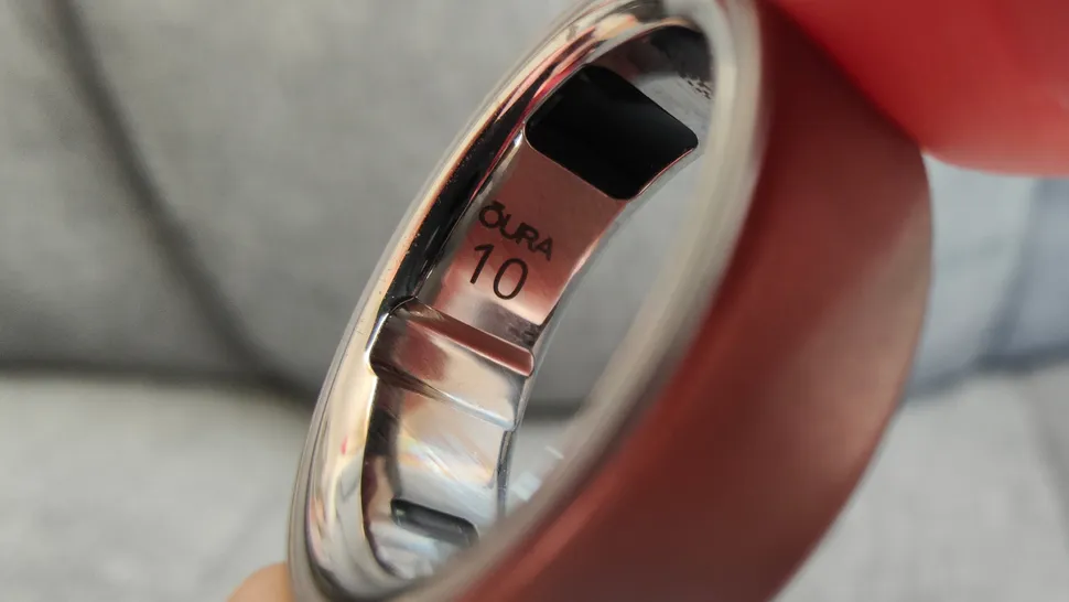 Лучшее умное кольцо 2025 года: Oura Ring 4, Samsung Galaxy Ring и другие фото